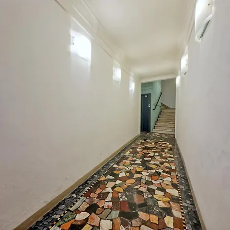 Elegant In Corso Palladio! Apartment *